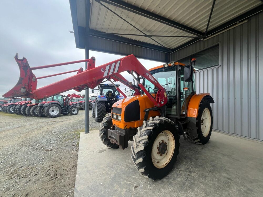 Tracteur Ares Renault 550 – Image 2