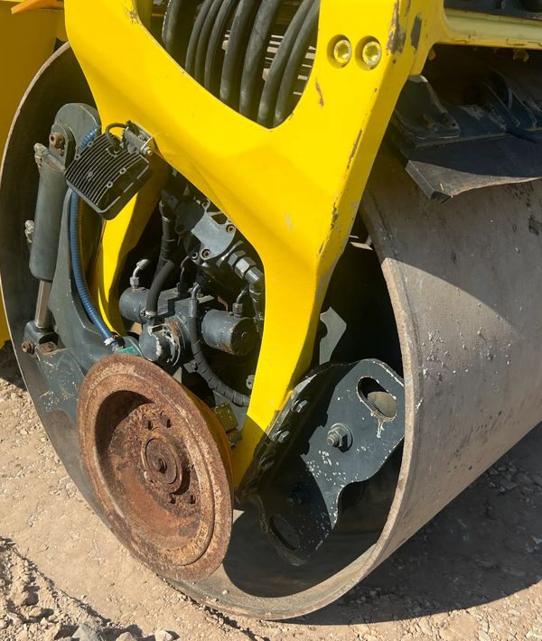 Compacteur AP-AM Bomag BW 154 – Image 11