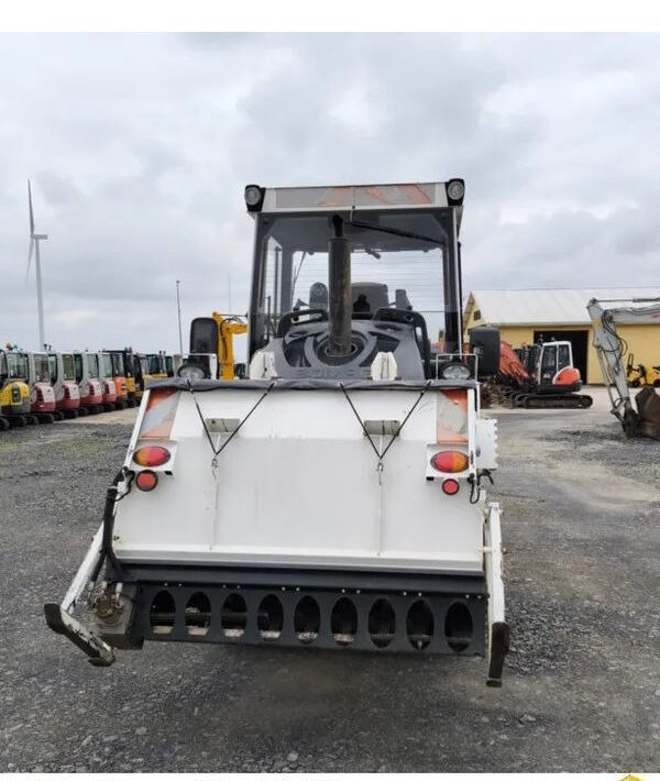 Compacteur Bomag Walec drogowy + Siewnik 154 AP – Image 8