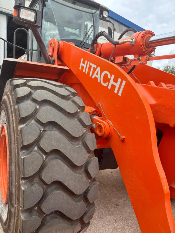 Chargeuse sur pneus ZW310 Hitachi – Image 10