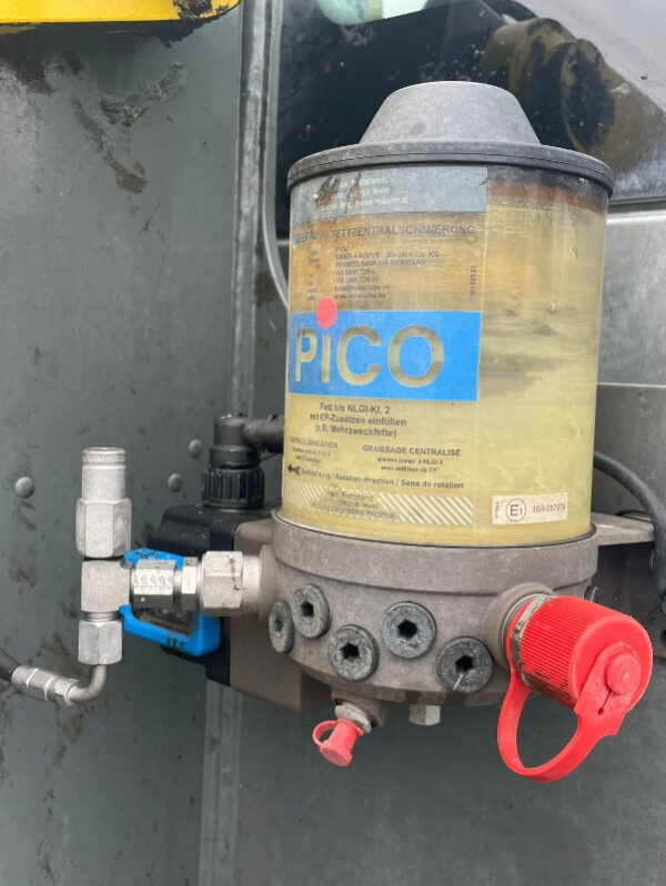 Chargeuse 5085 T Kramer – Image 9