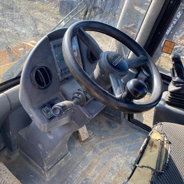 Chargeuse L524 10T sur pneus Liebherr – Image 11