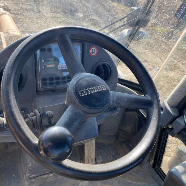 Chargeuse L524 10T sur pneus Liebherr – Image 12
