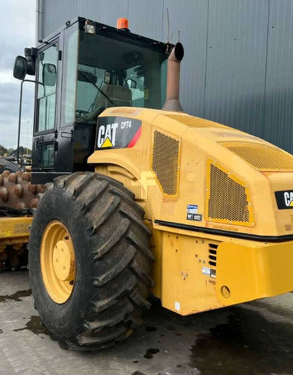 Caterpillar Monocylindre Compacteur CP74 C – Image 3