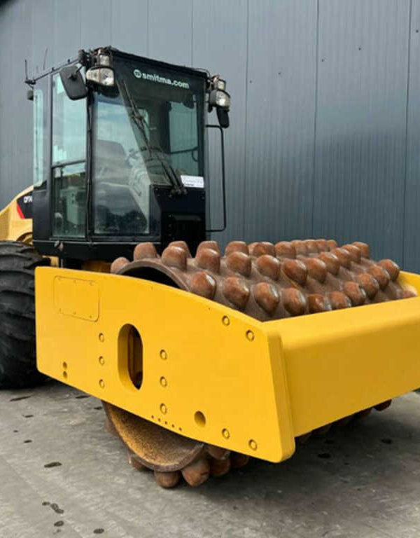 Caterpillar Monocylindre Compacteur CP74 C – Image 4