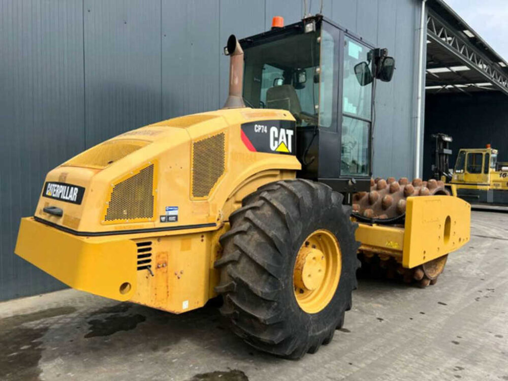Caterpillar Monocylindre Compacteur CP74 C – Image 5