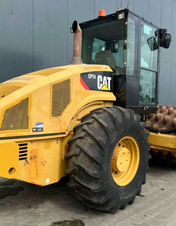 Caterpillar Monocylindre Compacteur CP74 C – Image 5