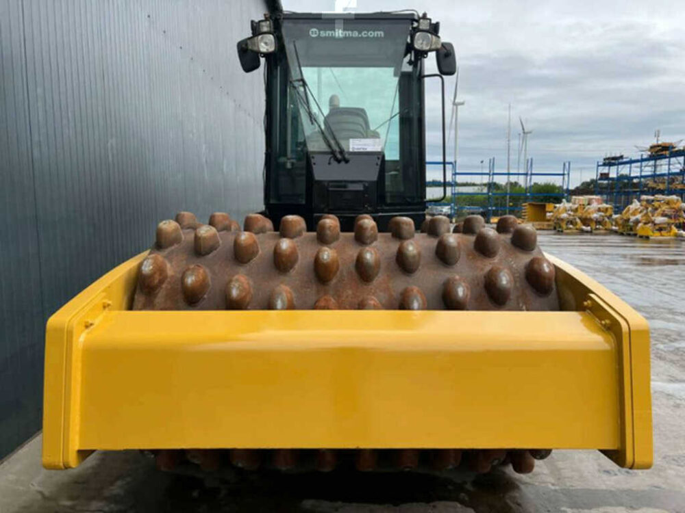 Caterpillar Monocylindre Compacteur CP74 C – Image 10