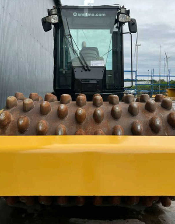 Caterpillar Monocylindre Compacteur CP74 C – Image 10