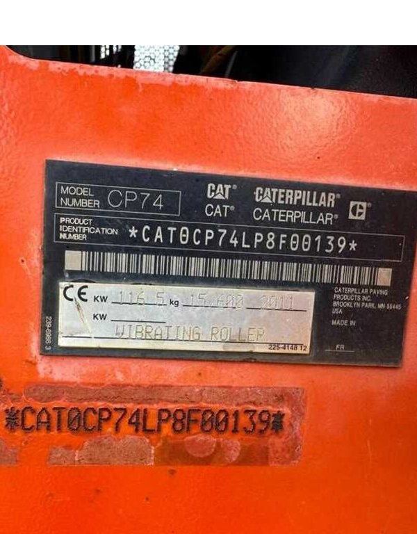 Caterpillar Compacteur CAT CP 74 monocylindre – Image 8