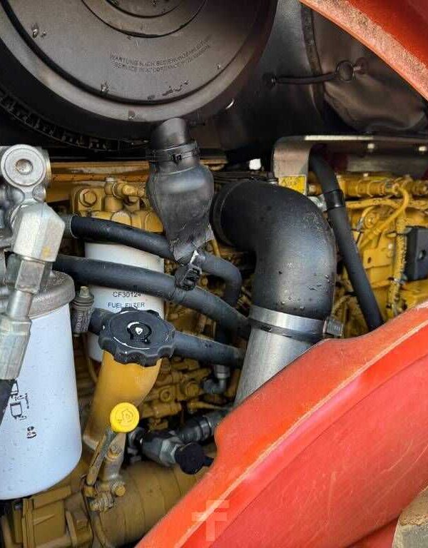 Caterpillar Compacteur CAT CP 74 monocylindre – Image 9