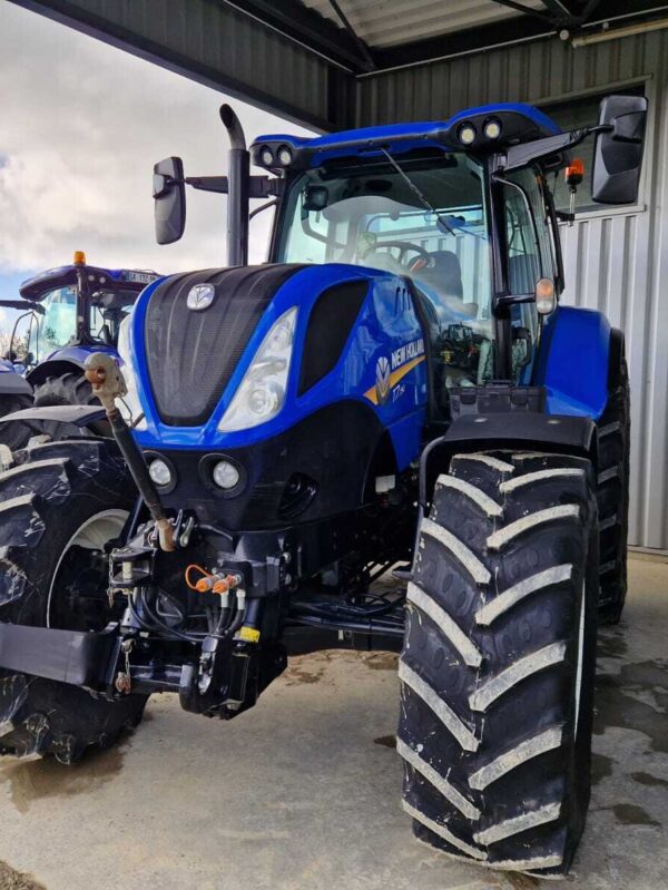 Tracteur Power Command New Holland T7.190 – Image 2