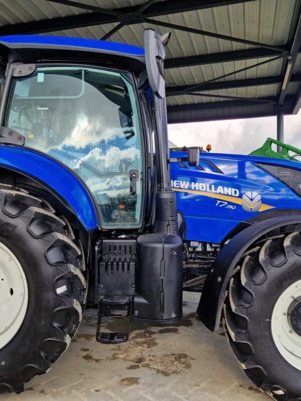 Tracteur Power Command New Holland T7.190 – Image 5