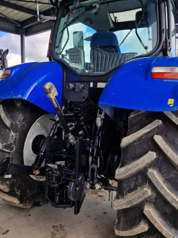 Tracteur Power Command New Holland T7.190 – Image 9