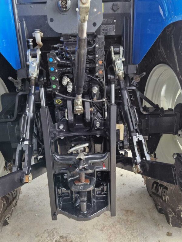 Tracteur Power Command New Holland T7.190 – Image 10