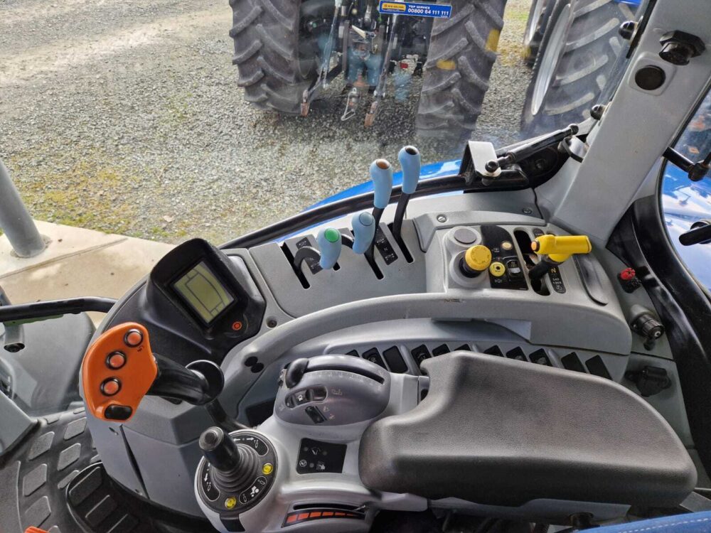 Tracteur Power Command New Holland T7.190 – Image 18