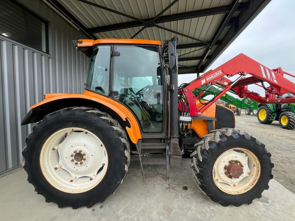 Tracteur Ares Renault 550 – Image 4