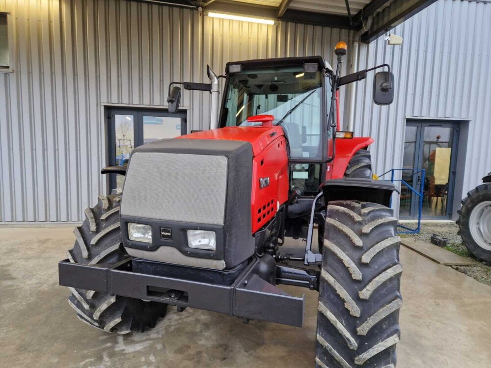 Tracteur 8350 Valtra – Image 4
