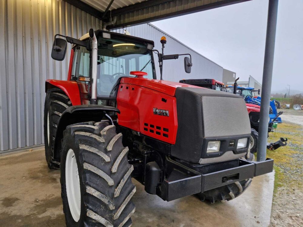 Tracteur 8350 Valtra – Image 5