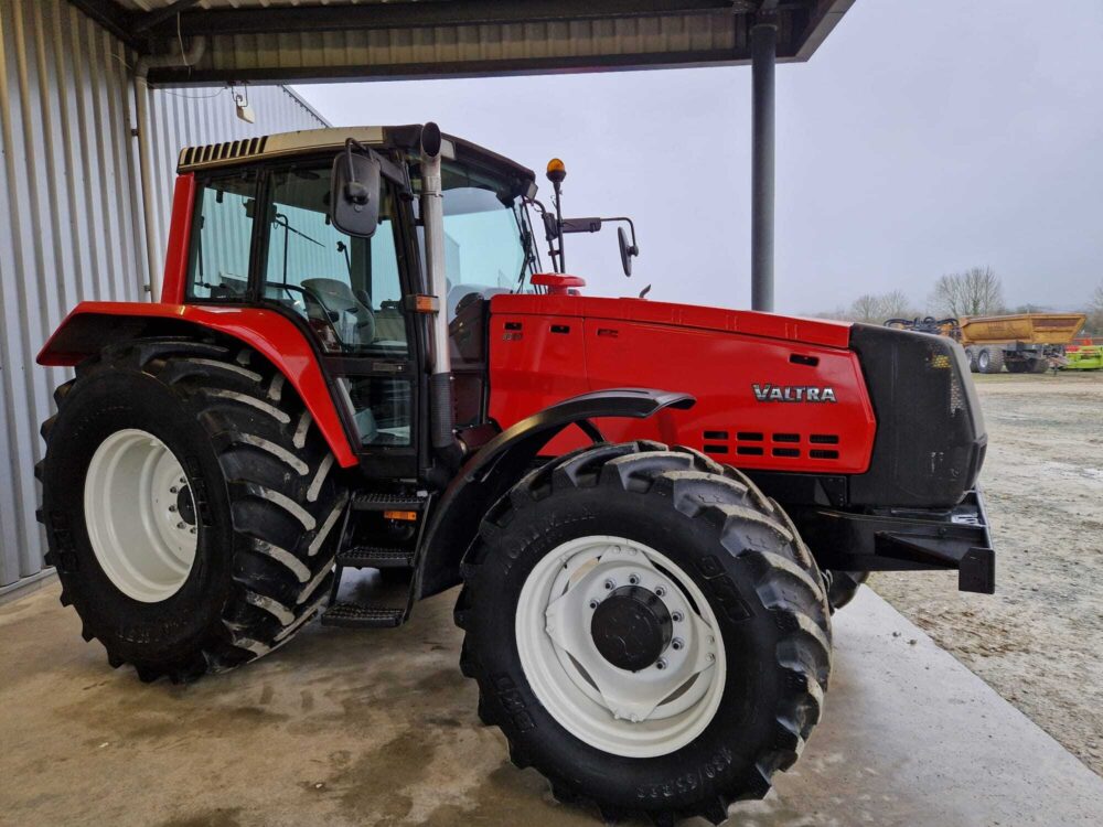 Tracteur 8350 Valtra – Image 7