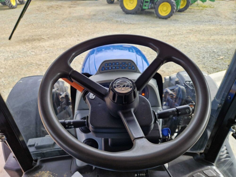 Tracteur New holland Electro command T6.120 – Image 25