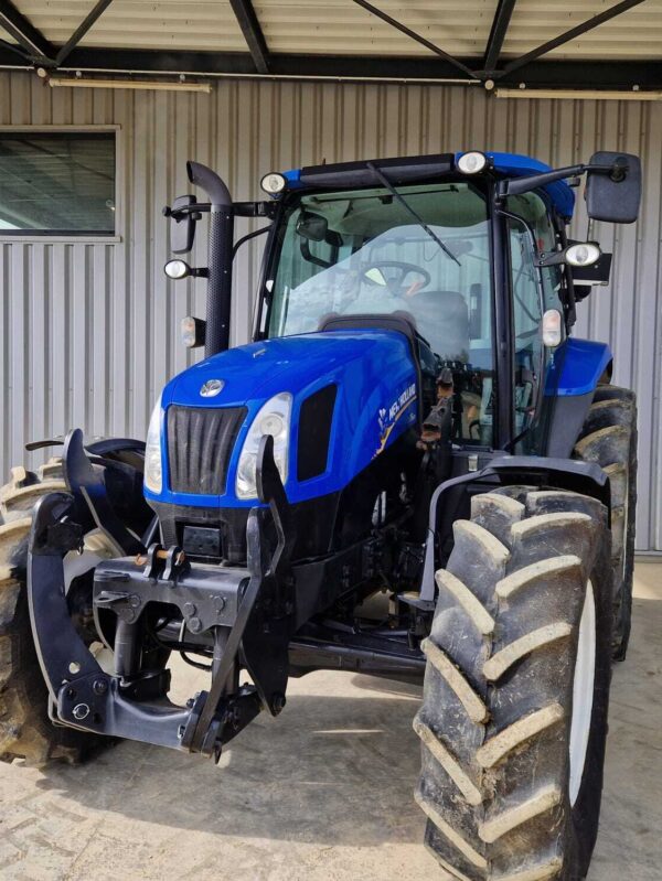 Tracteur New holland Electro command T6.120 – Image 10