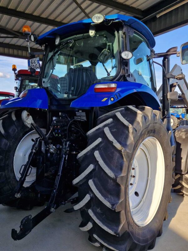 Tracteur New holland Electro command T6.120 – Image 14