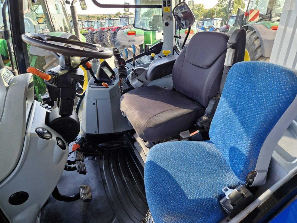 Tracteur New holland Electro command T6.120 – Image 19